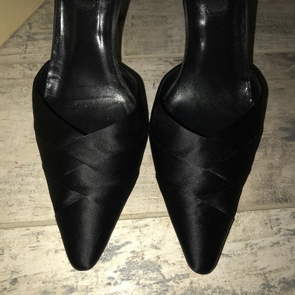 Giorgio Armani Black Chanel Heels - Picture 4 of 9